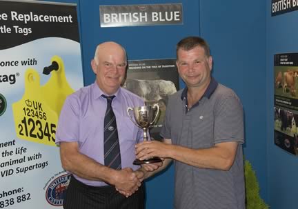 Jeff Dunn, receiving the Ingrid Phillips Memorial Trophy, for the Best Pair of Animals 