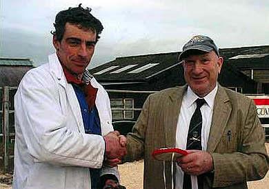 Doug Hazel presents Graham Coates for class 5b, with Greystone Bingo