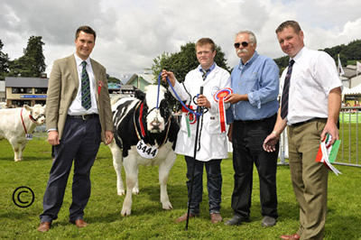 Sponsor – “Renewable Energy Systems” & Ken Miller (Canada) with Judge, Andy Ryder and Boomer Birch